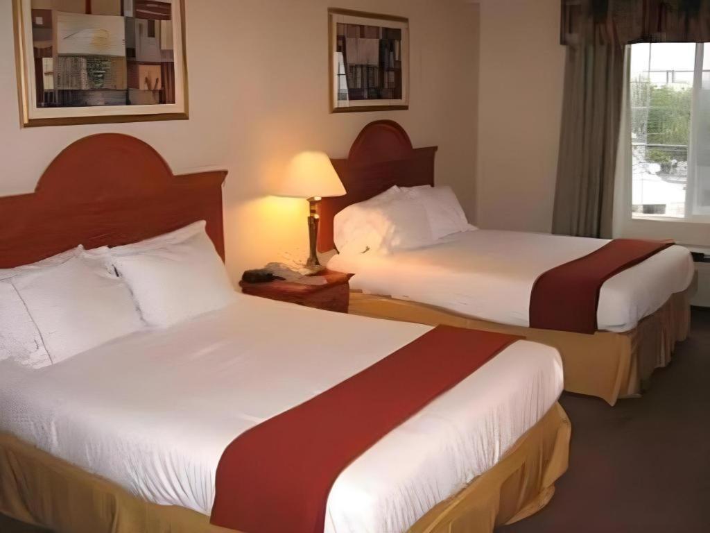 Best Western Plus Twin View Inn And Suites Реддинг Экстерьер фото