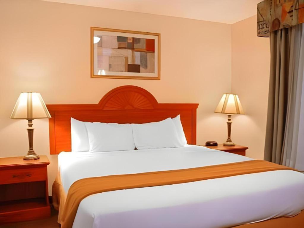 Best Western Plus Twin View Inn And Suites Реддинг Экстерьер фото
