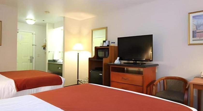 Best Western Plus Twin View Inn And Suites Реддинг Экстерьер фото